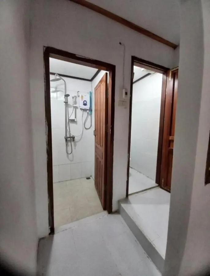 Watthat & Maladreds Guesthouse Dorm 1 Luang Prabang