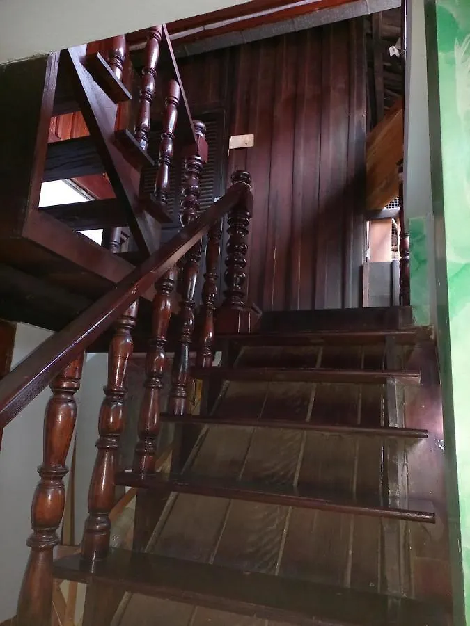 Watthat & Maladreds Guesthouse Dorm 1 Luang Prabang Laos